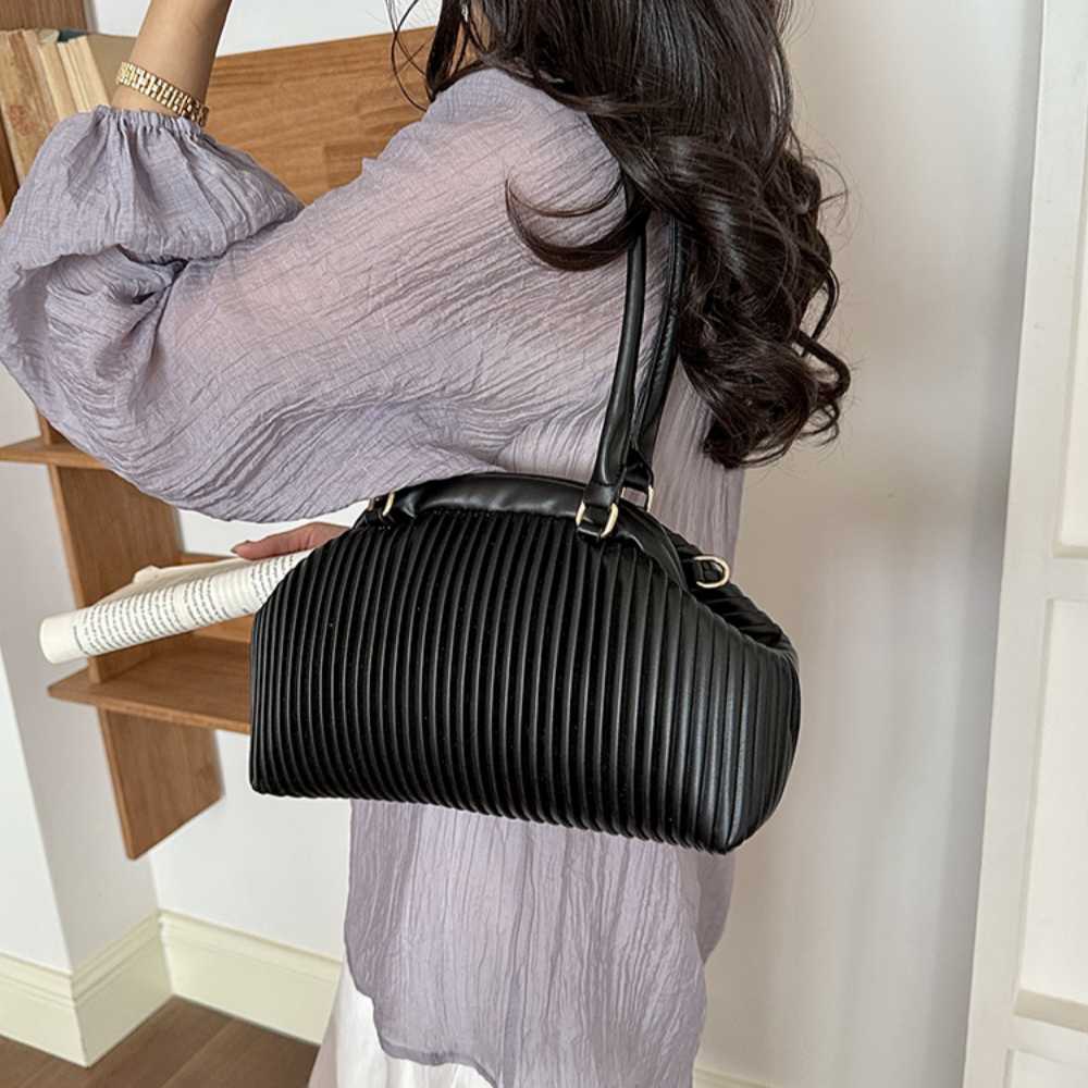 SOERA Mariana Pleated Shoulder Bag - Bag - SOERA-677379-DEF-OS-04611 Black