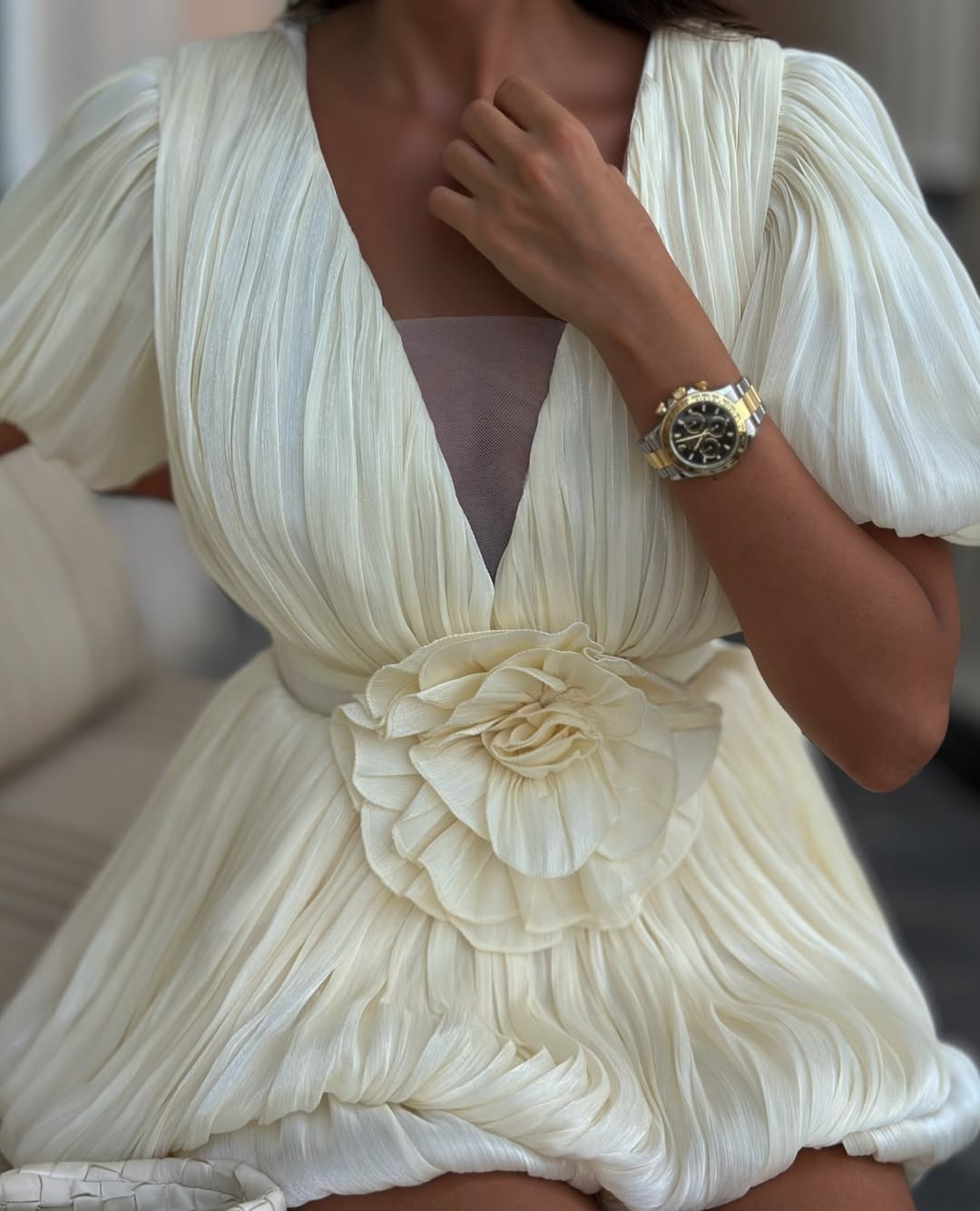 SOERA Rosette Puff Sleeve Bubble Hem Mini Dress - Dresses - Ivory L