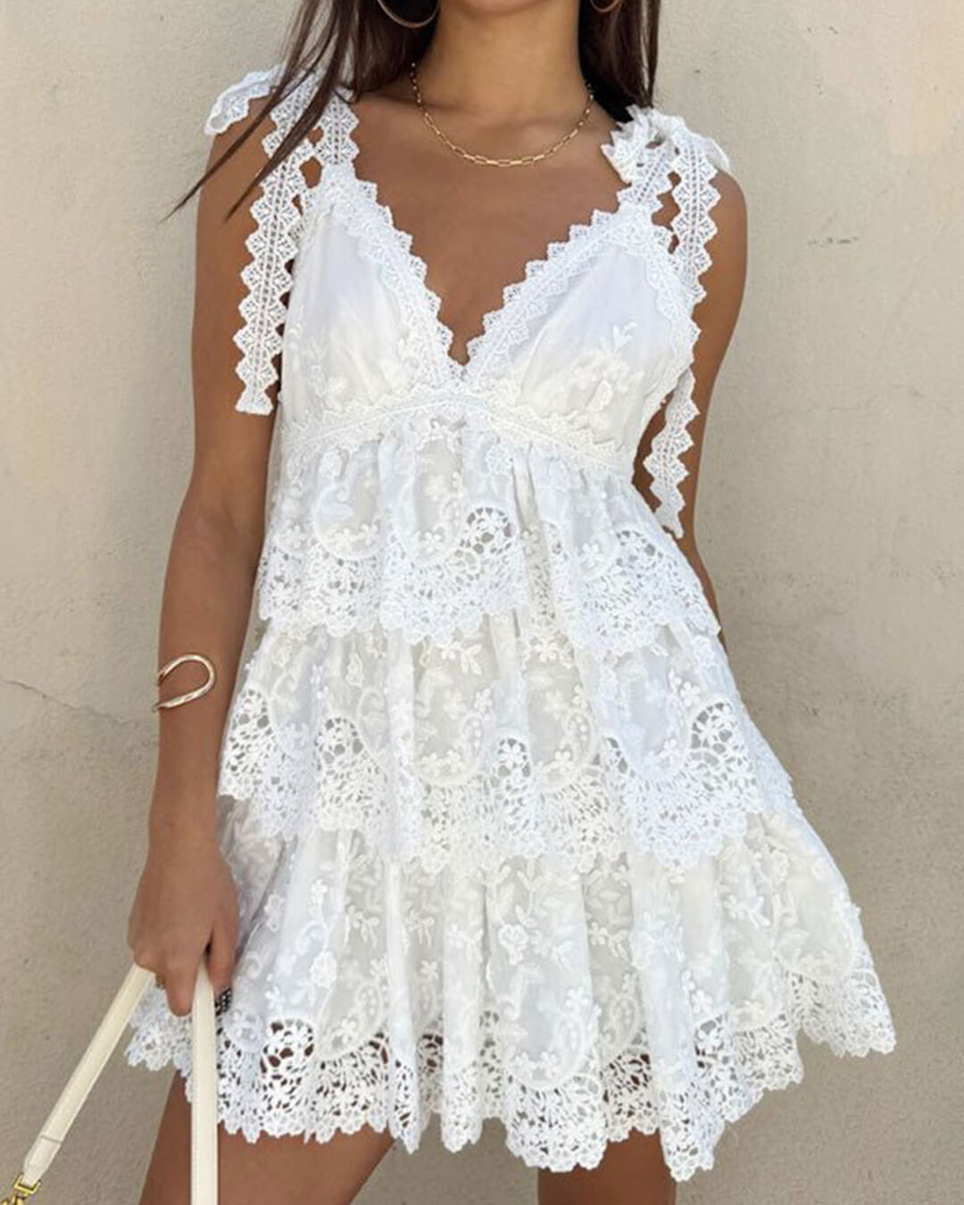 SOERA Sophia V - Neck Tiered Lace Mini Dress - Dresses - White XS