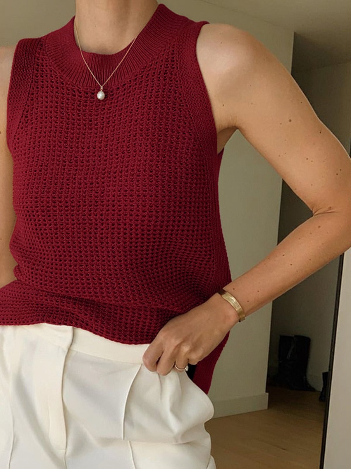 SOERA Jamilla Hollow Knit Tank Top - Tops - Burgundy S