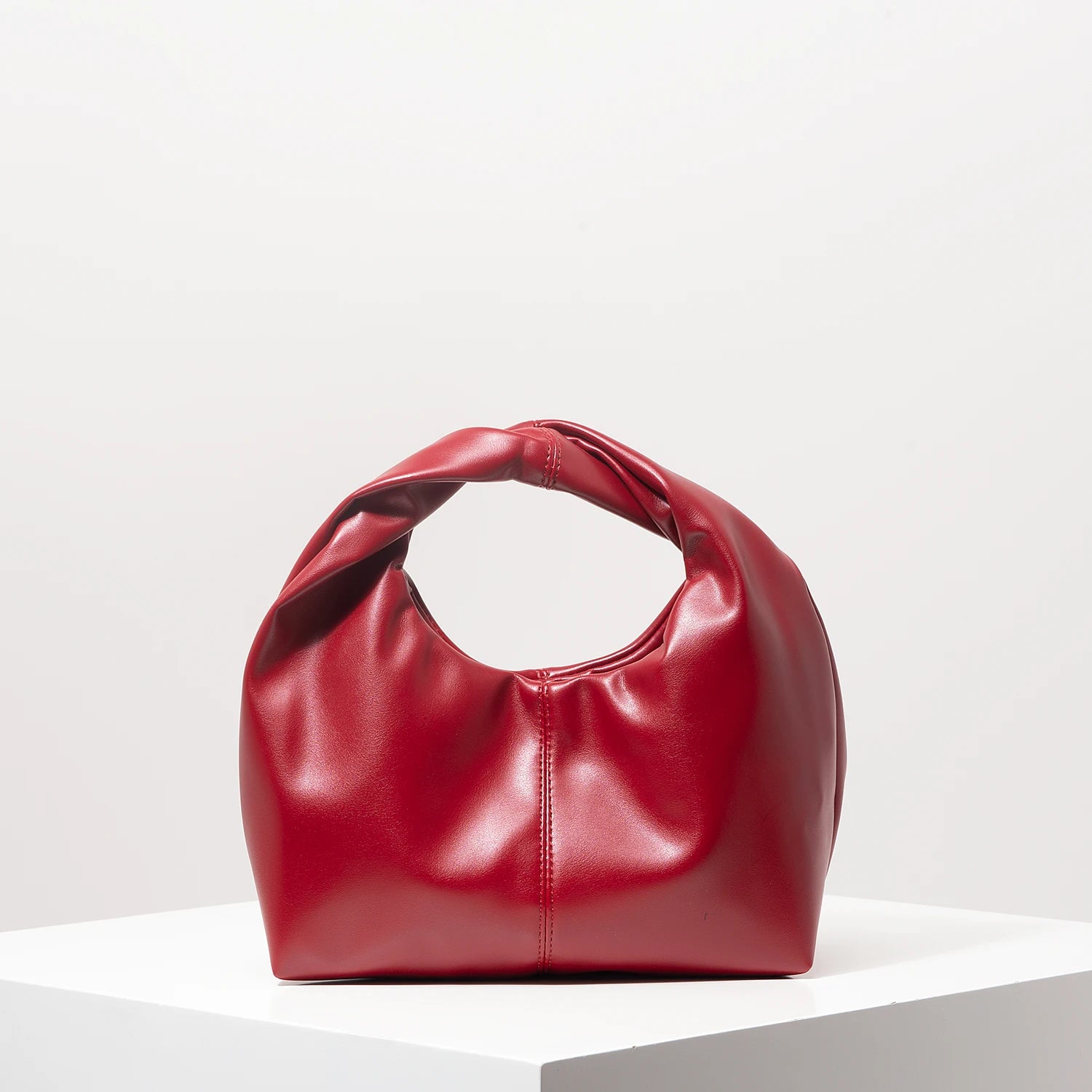 Sac pochette en cuir Gelyn