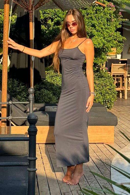 Robe maxi à bretelles col V Janet