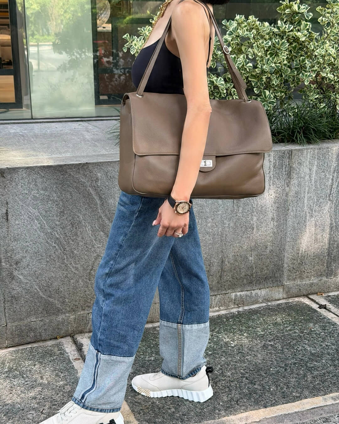 SOERA Miriam Crossbody Leather Shopper Bag - Bag -  Large Taupe