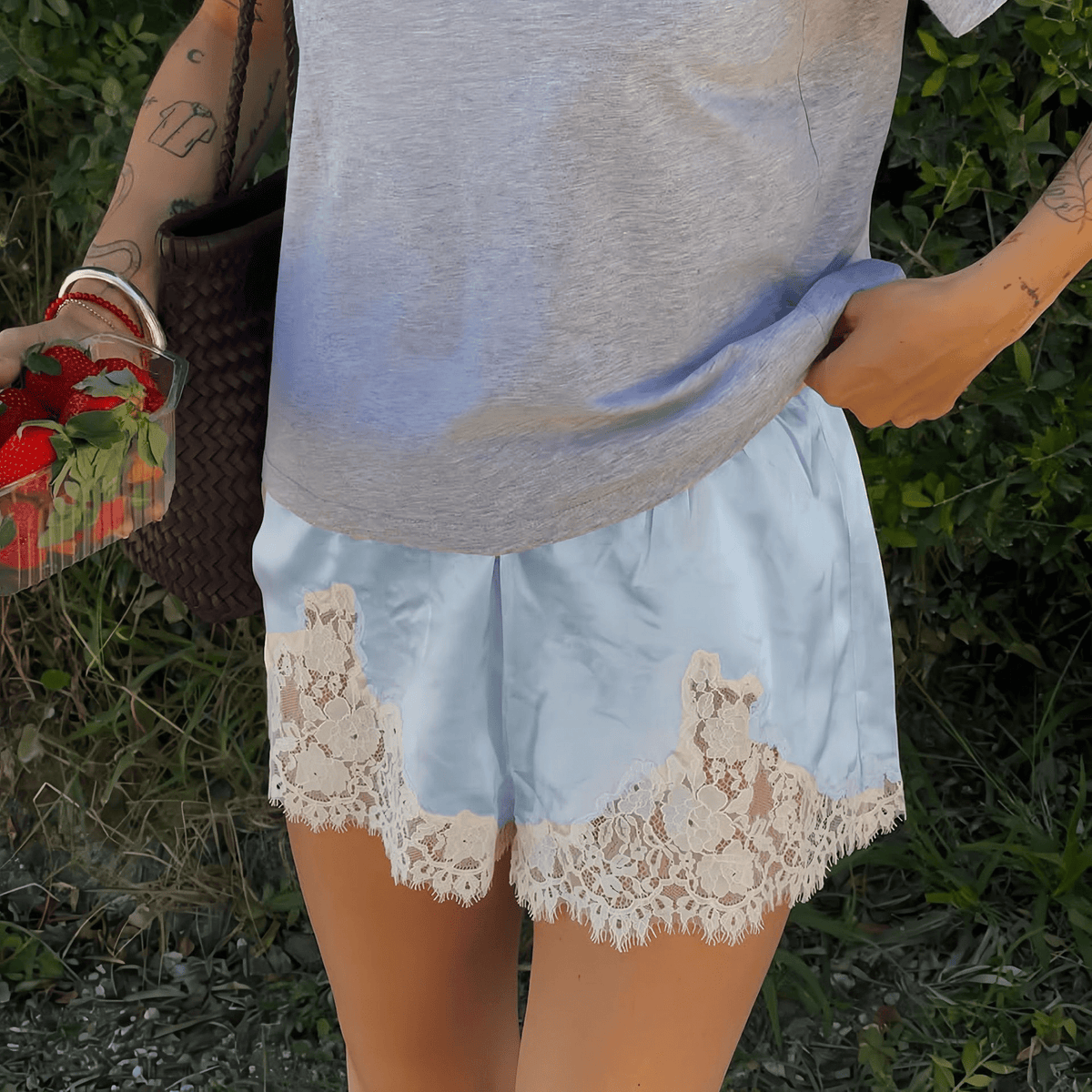 Short en dentelle satinée Dominique
