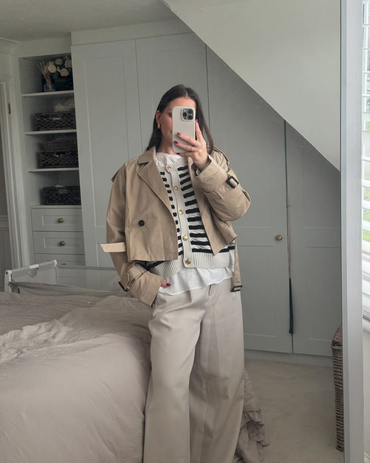 SOERA Natalie Cropped Double Breasted Trench Coat - Coat - SOERA-283267-KHA-XS-33891 Beige XS