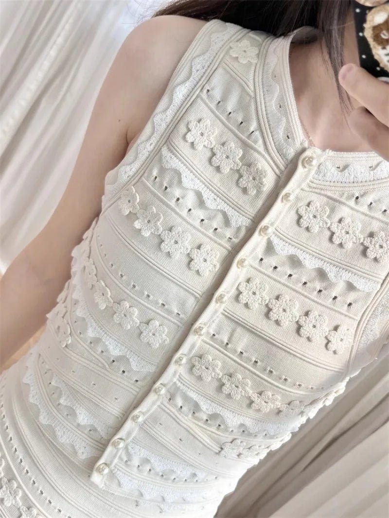 SOERA Isabella Floral Knit Vest & Ruffle Midi Skirt Set - Dress -  Set XS