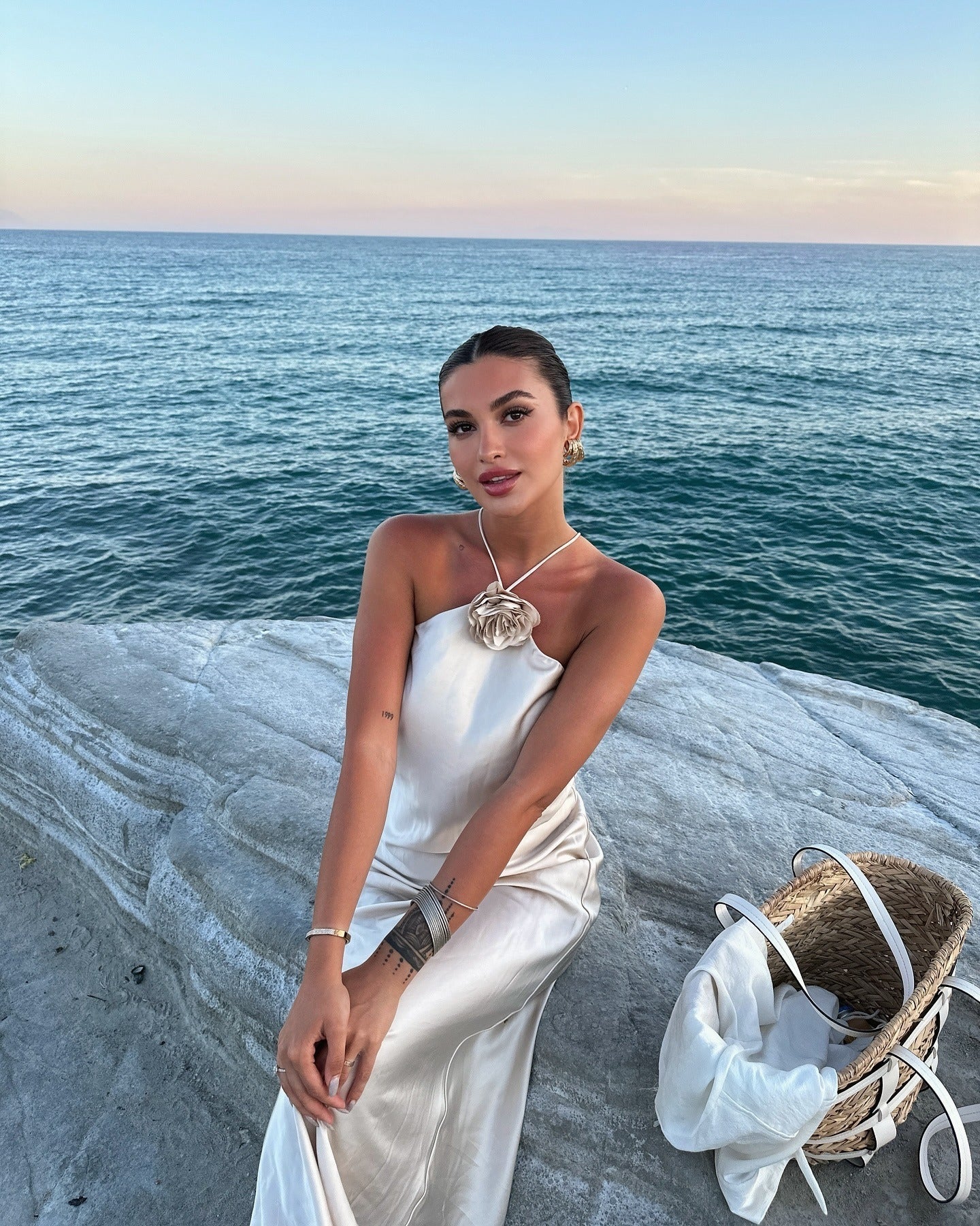 SOERA Harper Satin Halter Maxi Dress - Dresses - Qi1770927322300576372 S