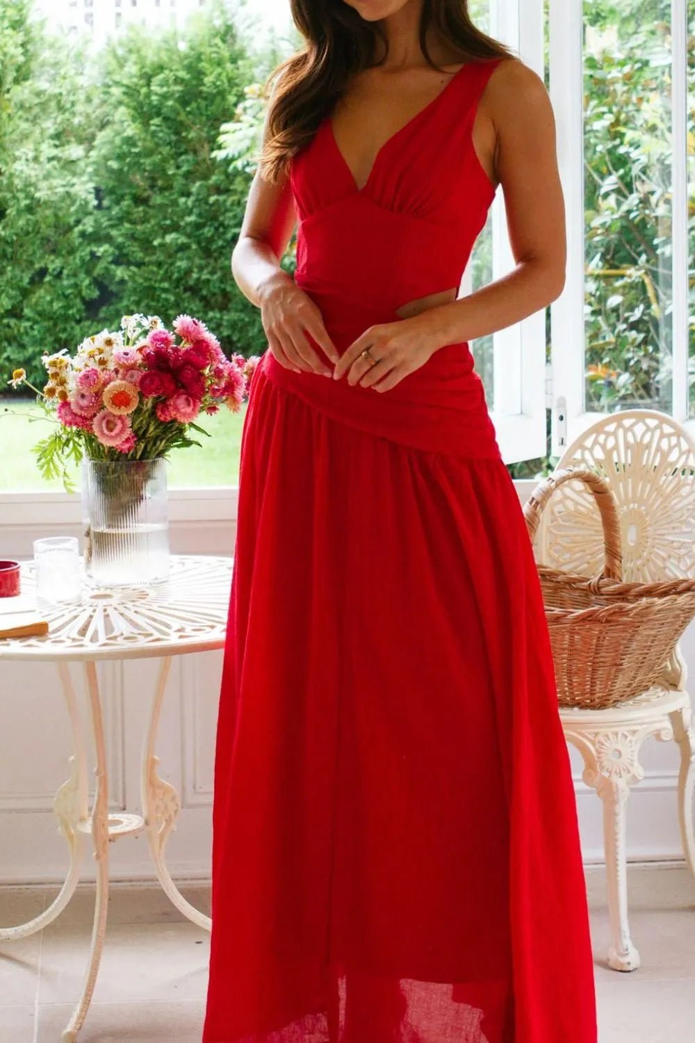 SOERA Lolita Cut - Out Ruched Maxi Dress - Dresses - BJ1774929987192098373 Scarlet S