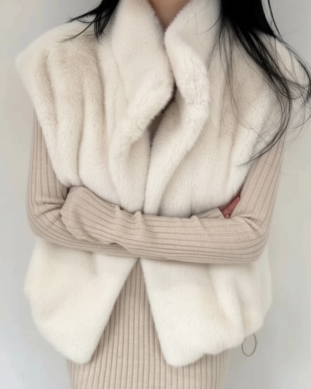 SOERA Amalia High Neck Faux Fur Vest - Jackets - 3256810156716791-;yh1766488746436091088 White