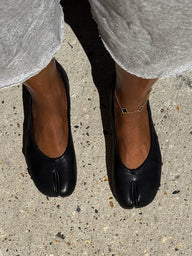 Bianca Split-Toe Vegan Leather Mules