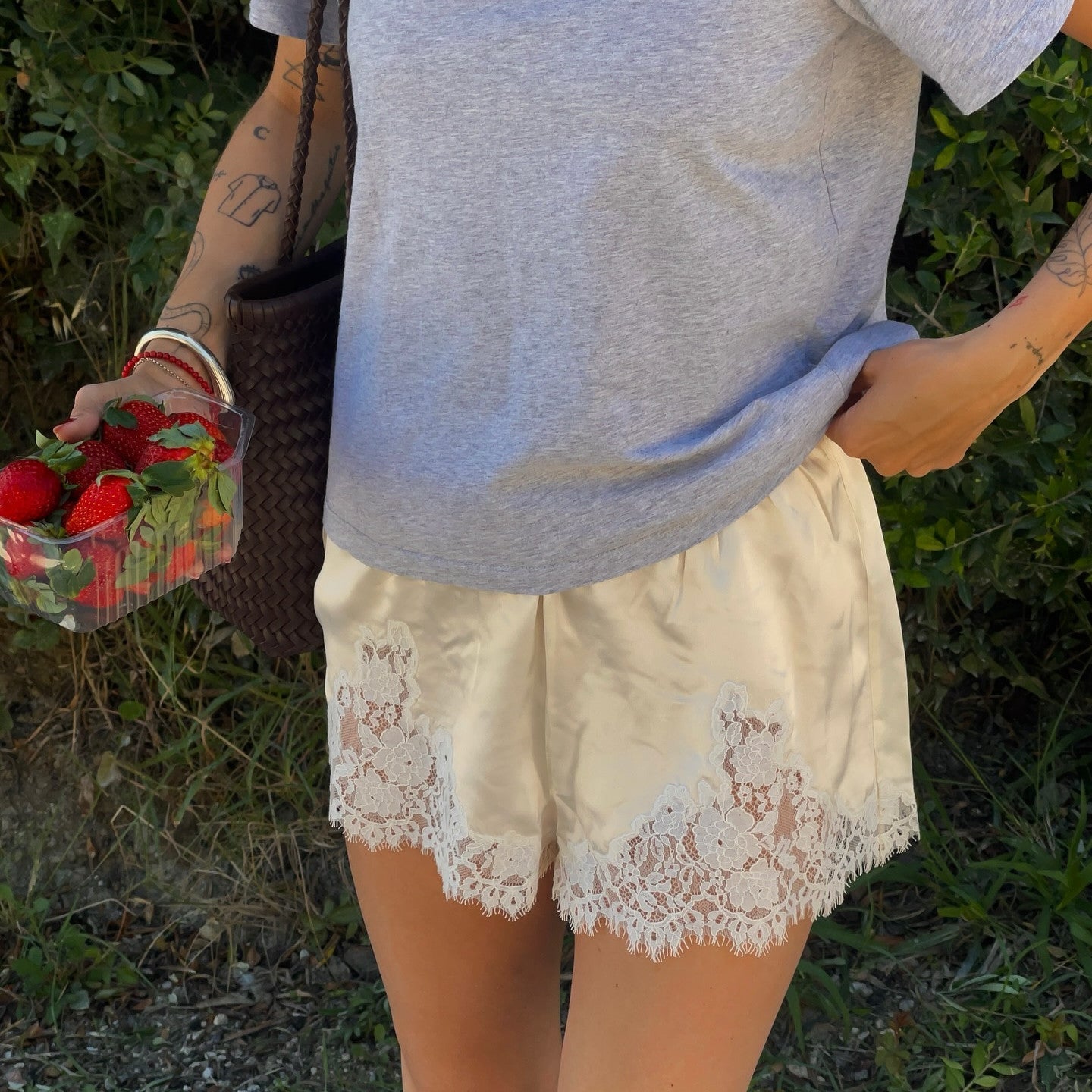 SOERA Fiora Satin Shorts - Shorts -  Beige S