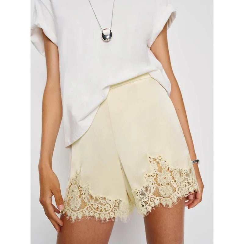 SOERA Fiora Satin Shorts - Shorts -  Beige S